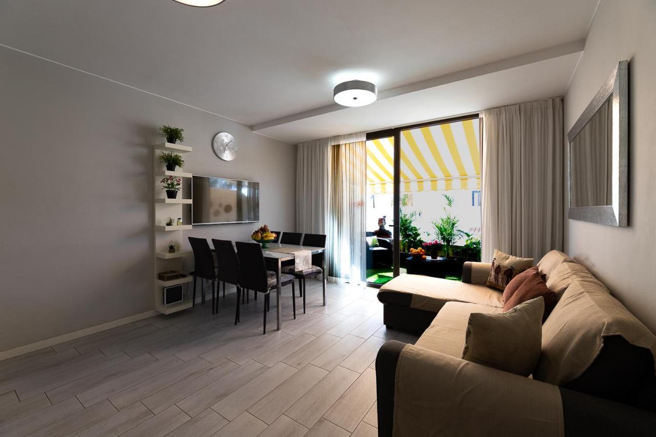 Beautiful Duplex In 3 Minutes Walking To The Beach In Playa De Las Americas Exterior photo