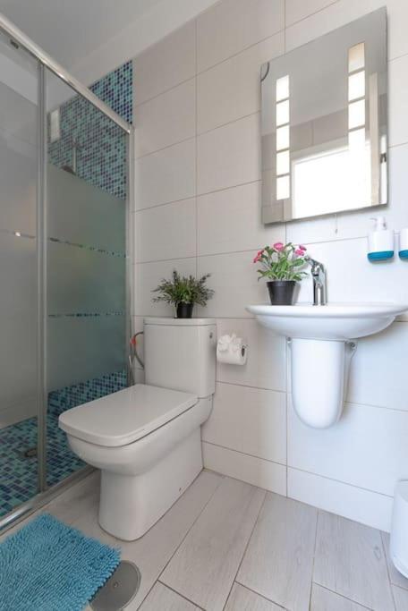 Beautiful Duplex In 3 Minutes Walking To The Beach In Playa De Las Americas Exterior photo
